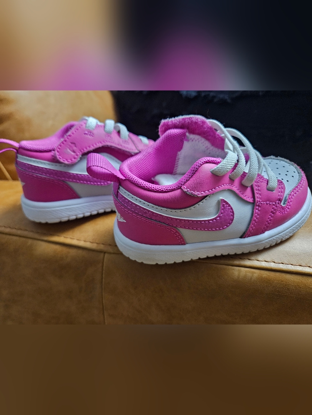 Nike Kids Pink and White Low-Top Sneakers 5.5Toddler